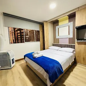 3* Hotel Lares 70 Laureles