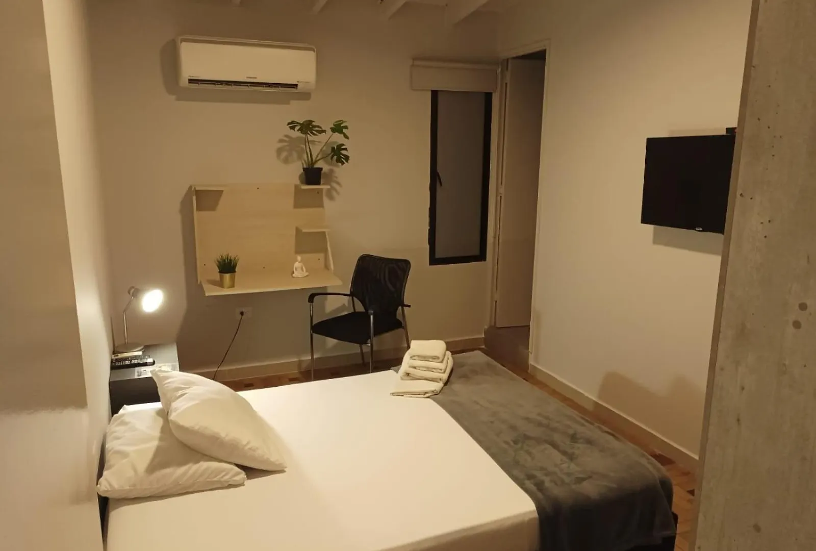 Hotel La Carpita Μεντεγίν